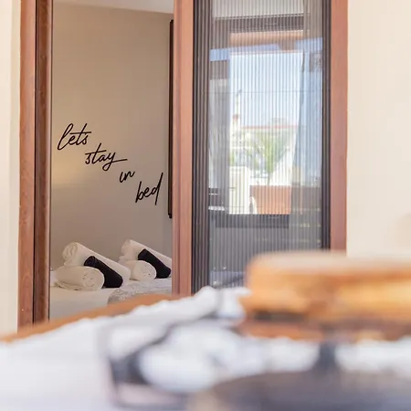The Neo-classic Loft 度假居