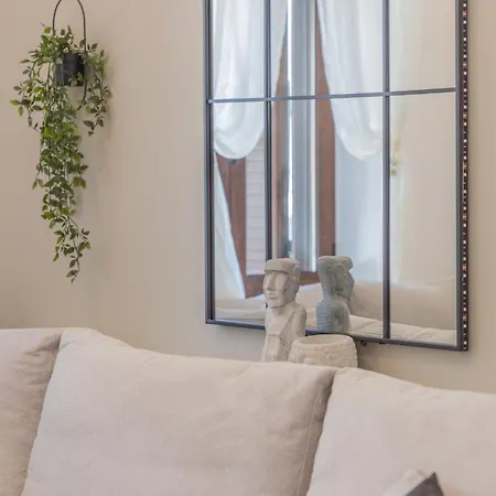 The Neo-classic Loft * Rhodes City