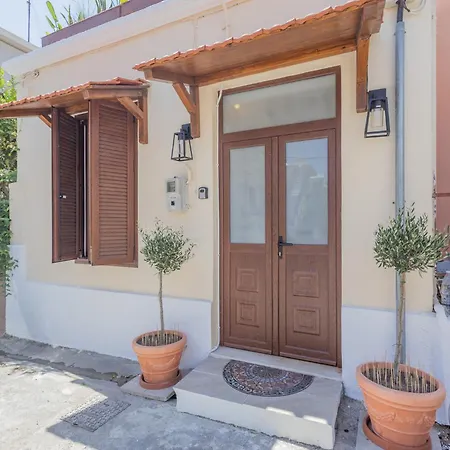 بيت للعطل The Neo-classic Loft Rhodes City