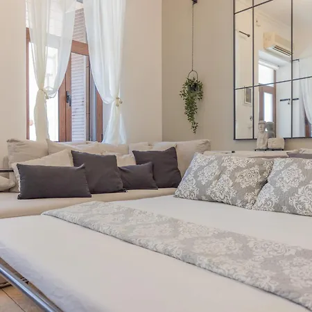 The Neo-classic Loft *