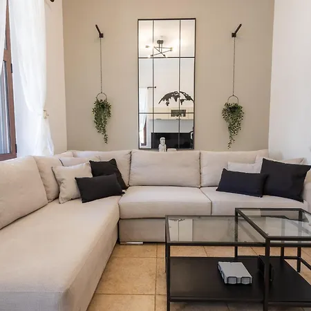 The Neo-classic Loft * Rhodes City