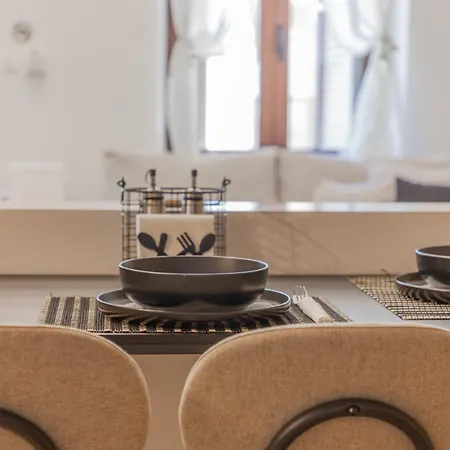 Hébergement de vacances The Neo-classic Loft *