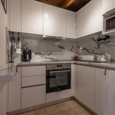 The Neo-classic Loft * Rhodes City