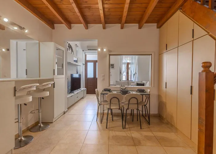 Case de vacanță The Neo-classic Loft