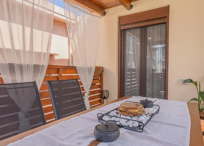 The Neo-classic Loft *