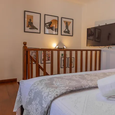 The Neo-classic Loft Nyaraló