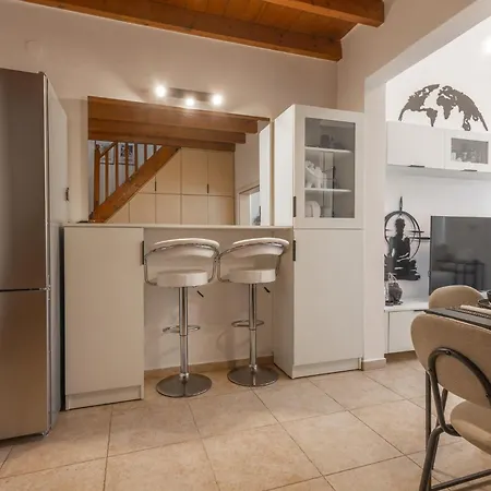 The Neo-classic Loft Nyaraló